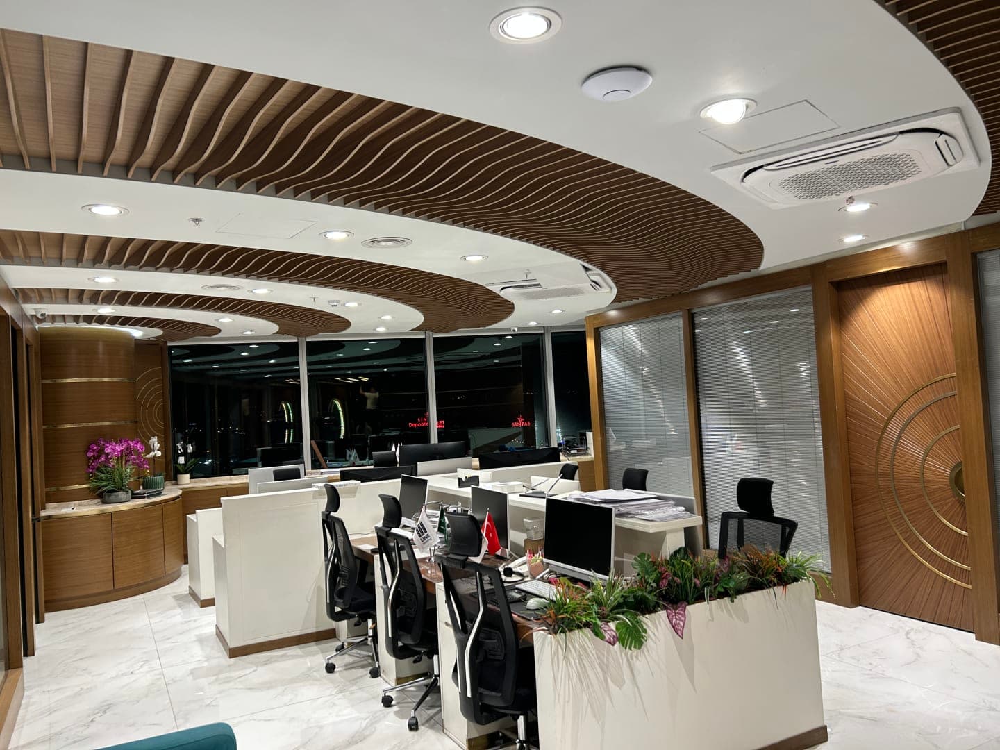 Skyline Holding Genel Merkez – Anahtar Teslim VRF Klima ve Altyapı Projesi